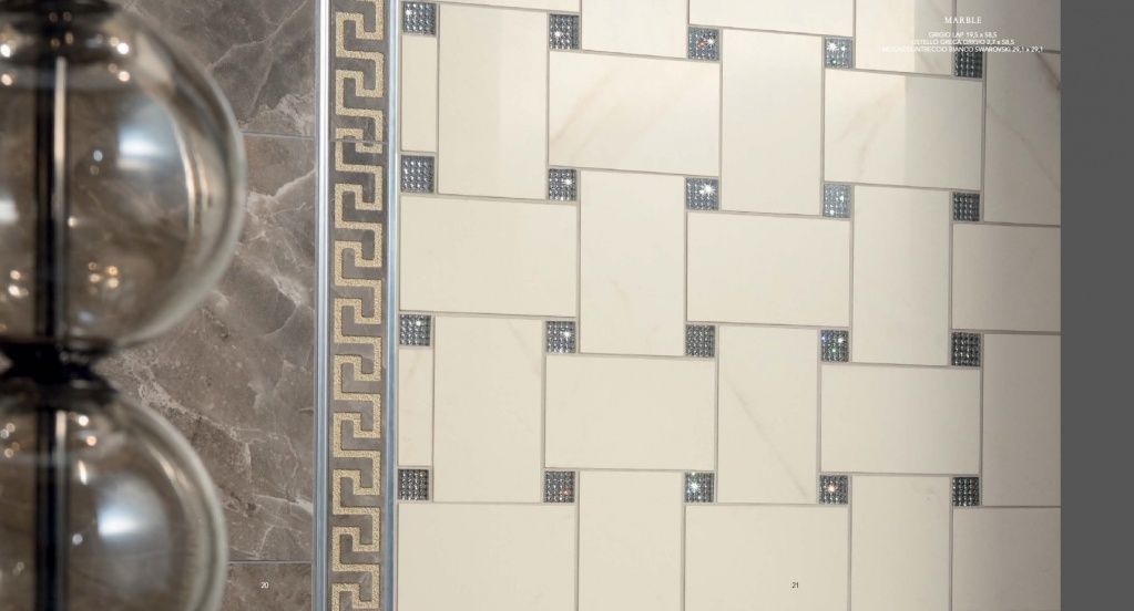 Versace 14.jpg
